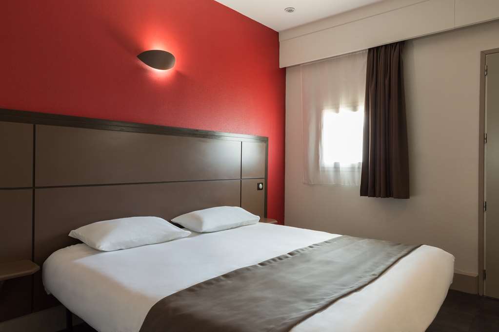 Hotel Confort Le Moulin Rouge Terrasson Ruang foto