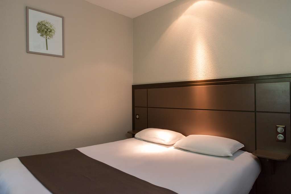 Hotel Confort Le Moulin Rouge Terrasson Ruang foto